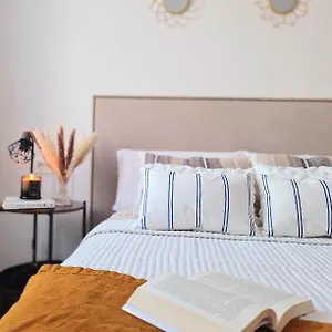 https://apartamento-nicores-bidasoa.sansebastianhotels.net